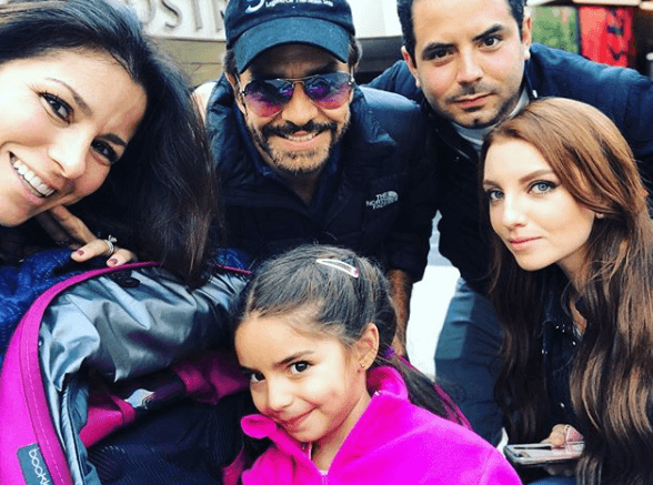 Eugenio Derbez ha logrado superar cada reto para construir una gran familia.
<br>