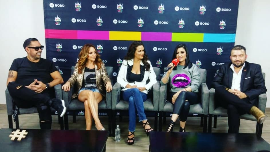 Ahora será Rusia el cuarto mundial al que la Banda El Recodo acuda, pero en esta ocasión no irán solos pues los acompañarán los grupos de pop OV7, Matute y la cantante Edith Márquez. Todos se presentarán en la plaza comercial Gostiny Dvor de Moscú, en el festival que ha sido nombrado 'Una probadita de México', el próximo 28 de junio.