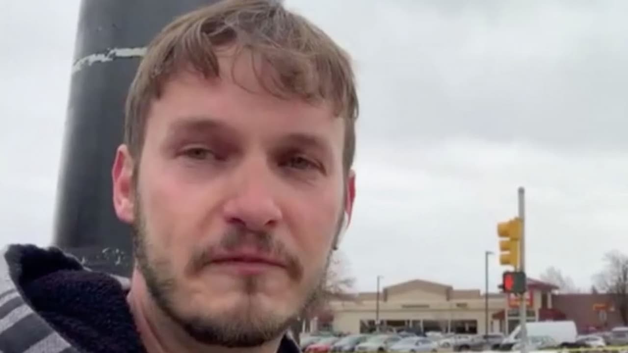 Al paso de las horas, salen a la luz nuevos detalles y testimonios del tiroteo que dejó por lo menos 10 víctimas en Boulder, Colorado. Mientras tanto, las autoridades siguen indagando por las motivaciones del agresor.