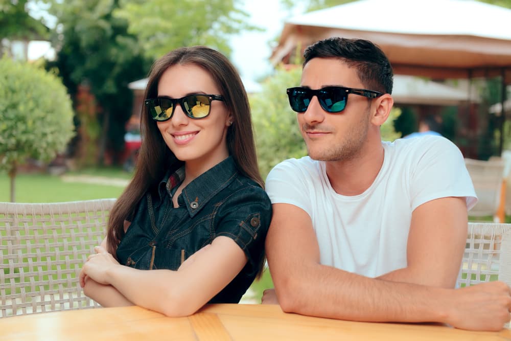 <b>ARIES CON ARIES</b>
<br>Son dos signos de fuego juntos, así que es una combinación explosiva. Los dos pueden ser intrépidos, osados, aventureros, pero también cargarse un ánimo de los mil demonios si no se salen con la suya, lo cual en una relación del tira y afloje sabemos que es complicado.