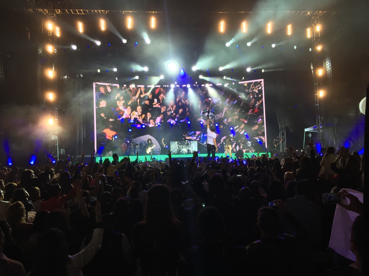 Estas son imágenes previas al accidente, su gira 'Sex And Love' se presentó en Tijuana con gran éxito.