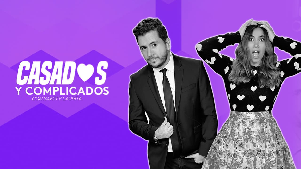 <b>Casados y Complicados: </b>Conducido por los esposos Santi y Laurita, este podcast está hecho con mucho humor y sinceridad. En cada episodio, disponible semanalmente, podrás conseguir ideas para resolver problemas que son comunes en muchas parejas. Basados en su experiencia, este par está cargado de tips para que tu vida amorosa sea un poco más sencilla.
<a href="http://smarturl.it/casadosycomplicados"><u>Escúchalos</u></a> ahora mismo.