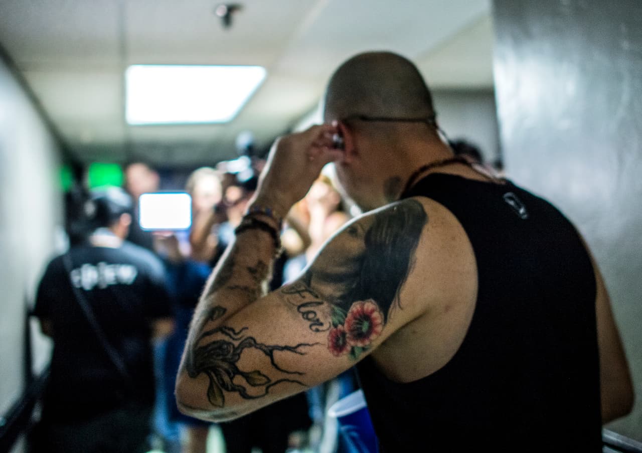 Así se ve el backstage antes de empezar un show.