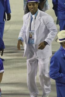 Ronaldinho habla de la polémica foto en la que aparece con cinco chicas en la piscina