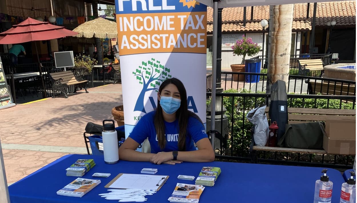 Organización ofrece ayuda gratuita y en español para la preparación de impuestos