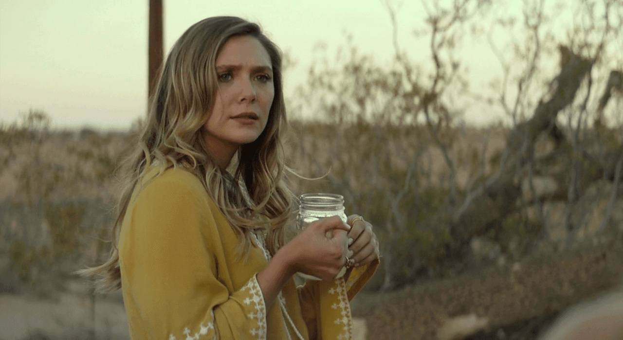 Posterior de forjar un rápido vínculo entre estas improbables amigas, todo comienza a ir mal en la vida de ambas cuando Ingrid comienza a mostrar una actitud más inestable.