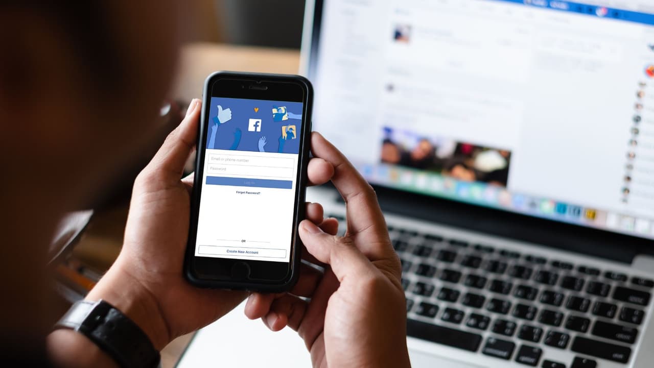 El afectado se llevó la sorpresa de encontrarse con su podadora robada en Facebook Marketplace. 
<b>Su máquina de trabajo la vendía el sospechoso Luis Sánchez</b> en $3,000 y la víctima aseguró a las autoridades que estaba valuada en $10,000.