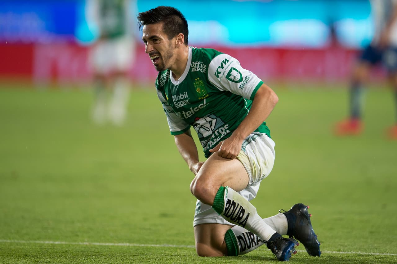 El interés de Chivas por Fernando Navarro parece que es legítimo. Podrían comenzar a negociarlo con el León.