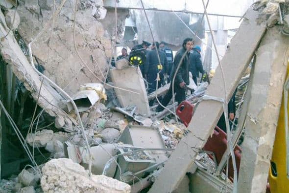 Inicialmente, el delegado de Cuajimalpa, Adrián Ruvalcaba, informó que siete personas habían perdido la vida, pero más tarde el jefe de gobierno Miguel Ángel Mancera la corrigió a dos víctimas mortales por el fuego en el hospital. (Imagen tomada de Twitter).