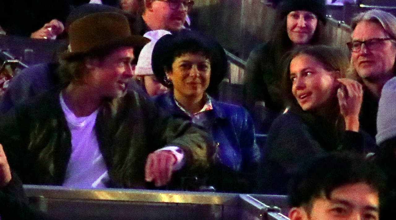 Esa mujer era la modelo alemana 
<b>Nicole Poturalski. </b>
<br>