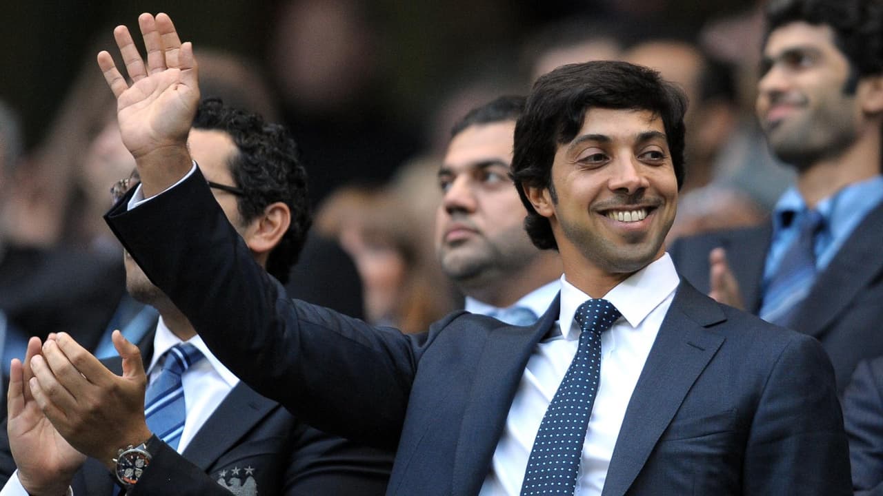 Dueño del Manchester City, Sheikh Mansour, en la mira del gobierno inglés