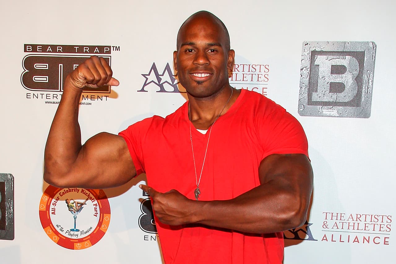 El luchador profesional Shad Gaspard, exmiembro de la WWE, se halla desaparecido mientras nadaba en las playas del sur de California.