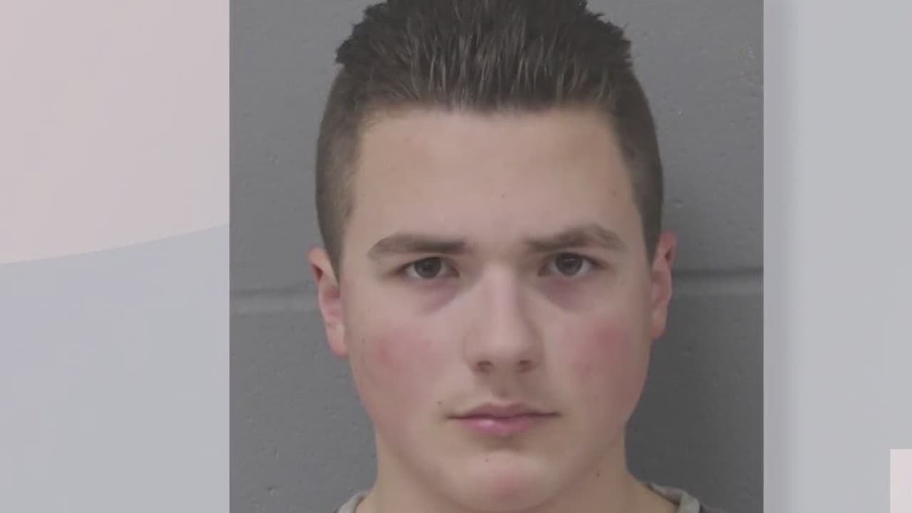 Hombre acusado de incendiar sinagoga enfrenta cargos federales 