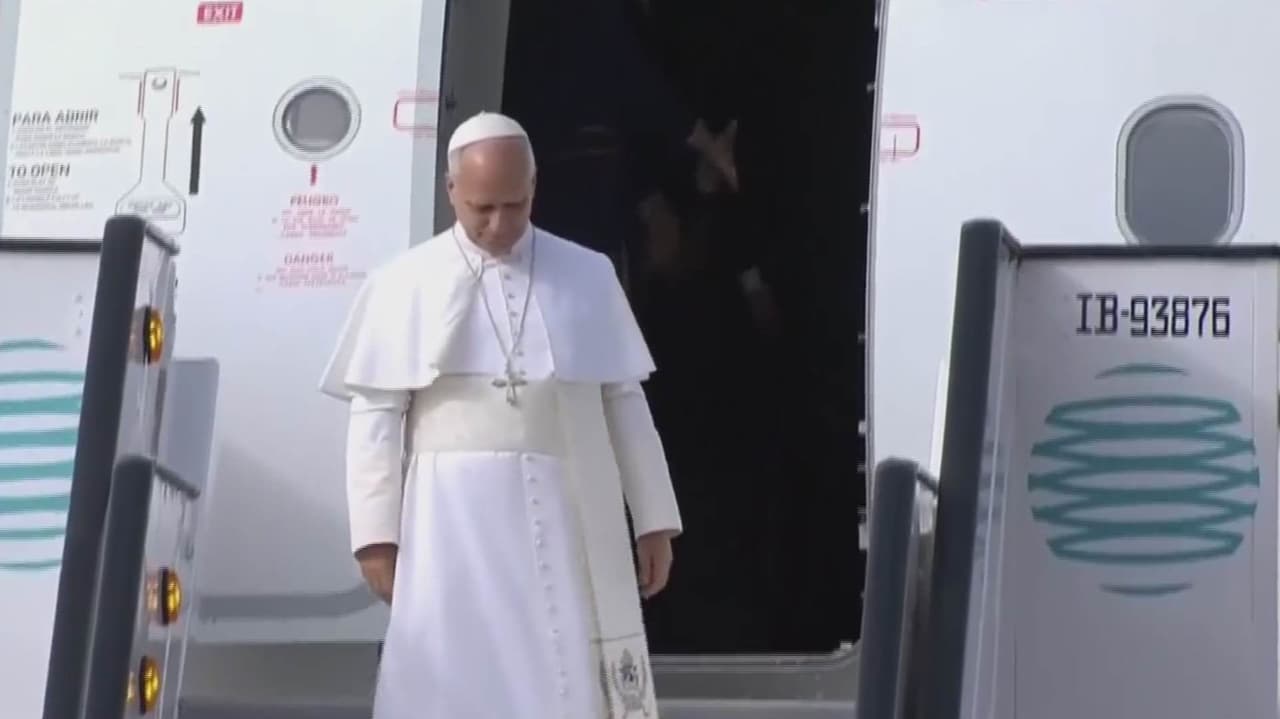 Falla técnica en avión retrasa el regreso del papa León XIV a Roma desde Tenerife