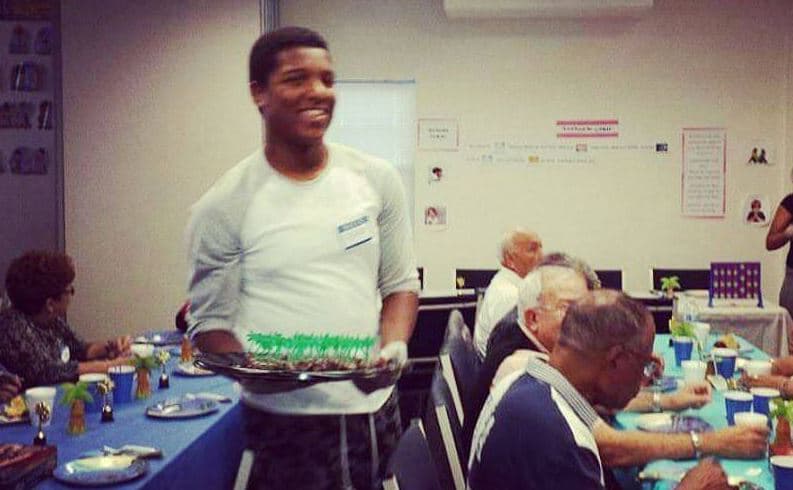 Estudiante colapsa repentinamente en la escuela