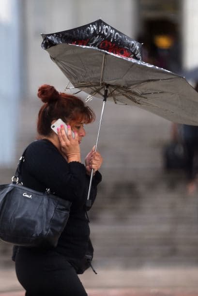 "Es muy temprano para decir qué impactos podrían presentarse en el noreste (de Estados Unidos) por el momento no hay advertencias o avisos para esa zona", dijo a Notimex, Dennis Feltgen meteorólogo del CNH, con sede en Miami.