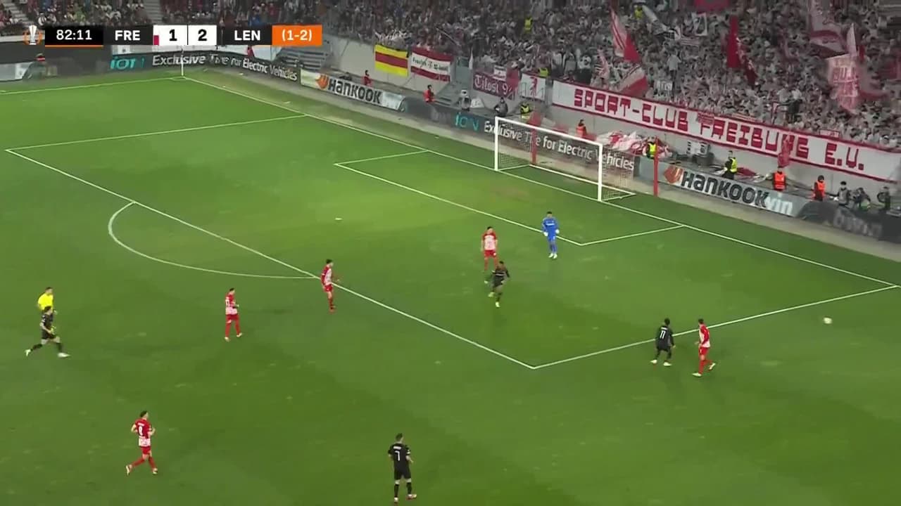 ¡TIRO ATAJADO! disparo por Morgan Guilavogui.