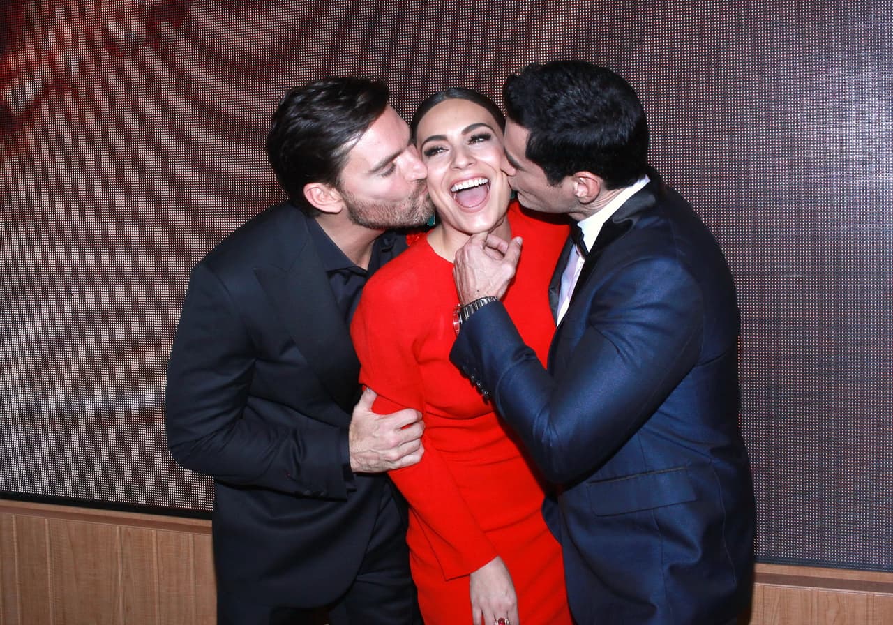 Para esta segunda temporada se integrará nuevo talento artístico, entre los que se encuentran Marlene Favela, Erika Buenfil y Omar Germenos.