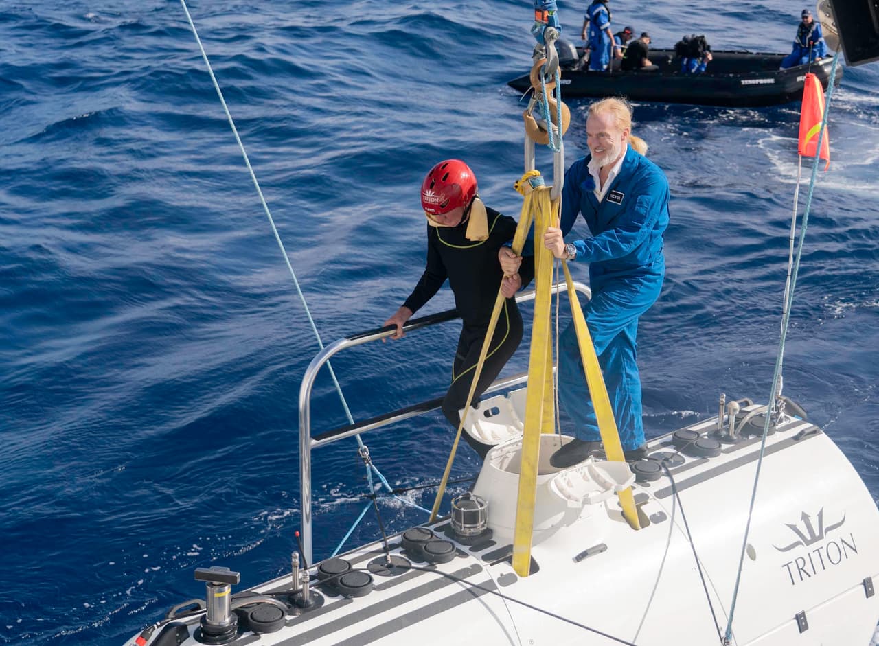 Para determinar con exactitud la profundidad y ubicación del mismo se volvieron a analizar otra serie de profundidades con nombre -Milwaukee Deep y Brownson Deep- para 
<b>"determinar si estas constituían características morfológicas reales y sondear su profundidad exacta". </b>
<br>
<br>