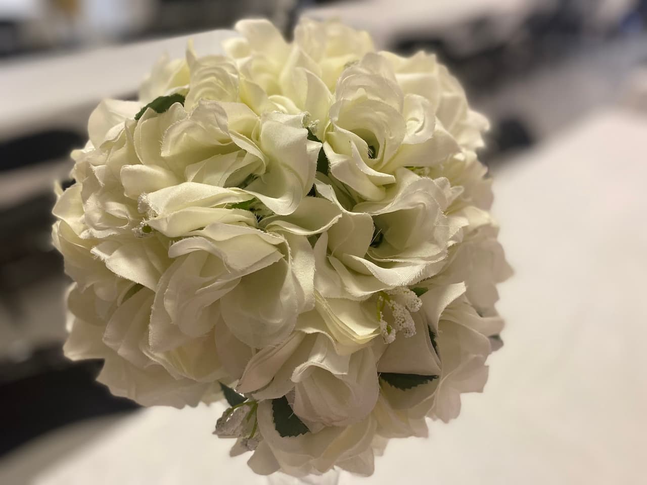 “La ceremonia es sobre la vida que vivió el Sr. George Floyd, y este es un momento para abrazar a la familia con expresiones de amor y amabilidad”, agregó Peterkin.