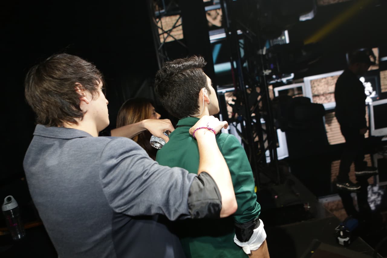 Tú también puedes ser parte del Backstage de tu programa favorito sumergiéndote en el tercer show en vivo de #LaBandaLIVE.