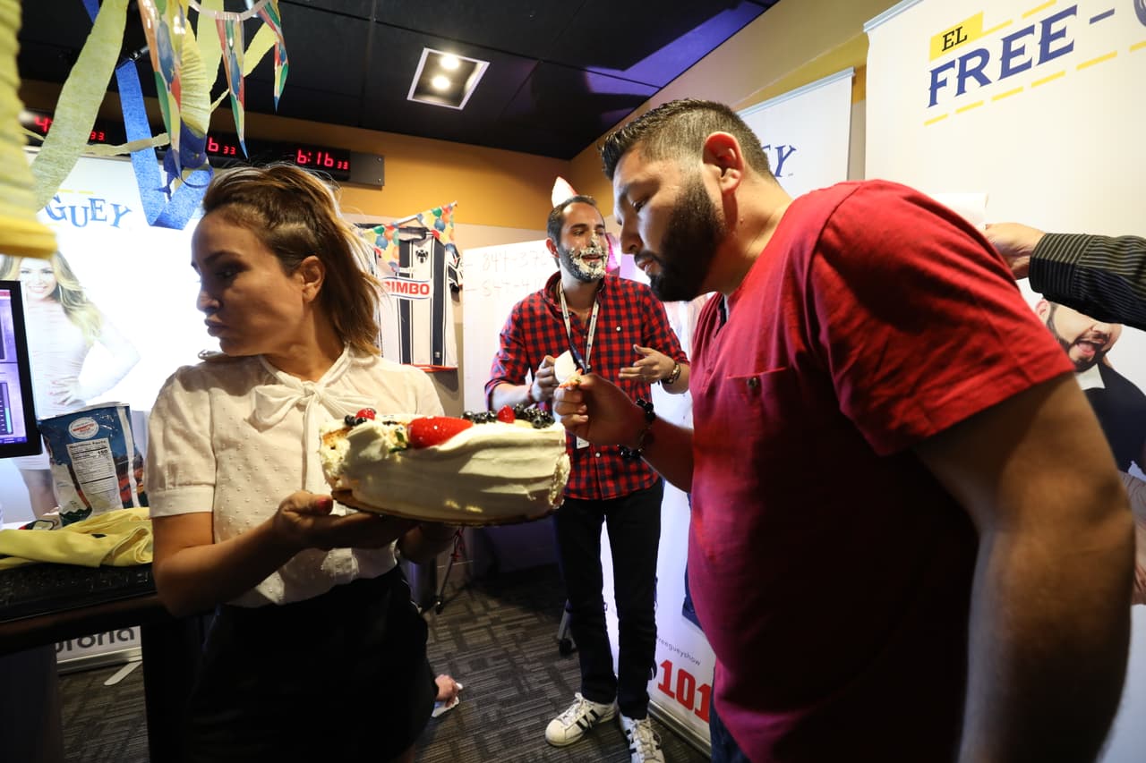 Ambos,
<b>La Bronca</b> y
<b>El Tambochi,</b> estuvieron muy cerca del pastel.