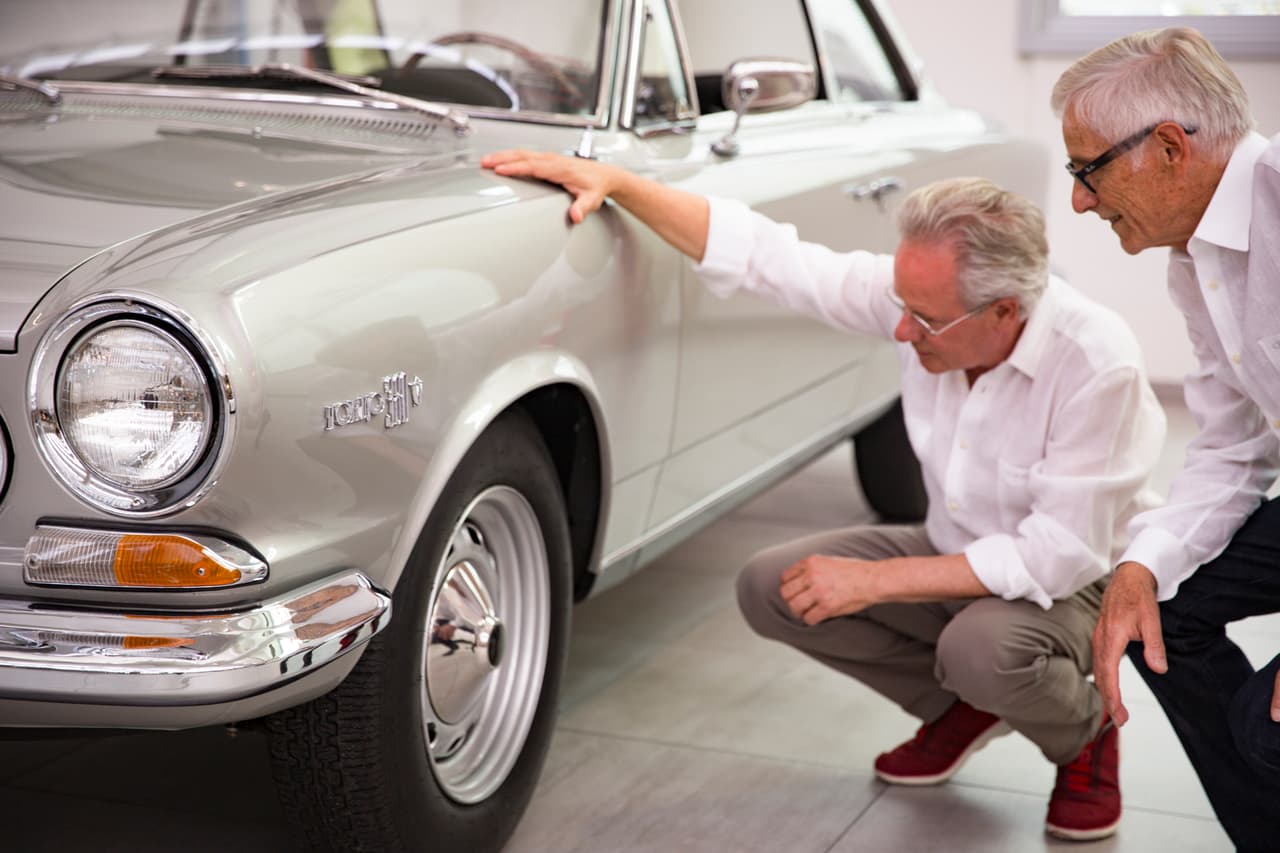 En 1991, el mismo año que arrancó la Guerra del Golfo, Horacio fundó ‘Modena Design’. Los materiales compuestos eran la gran novedad en esa época. Así que gracias a su experiencia y su esfuerzo de investigación produjo partes para el equipo de Ferrari en la Formula 1, para Dallara, para otros fabricantes y hasta para la industria aeronáutica.
<br>