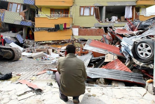 Algunas personas temen terremotos o tsunamis debido a la energía de la alineación Sol-Tierra-Luna, pero realmente han ocurrido muchos sismos y terremotos que no tienen que ver nada con los eclipses.