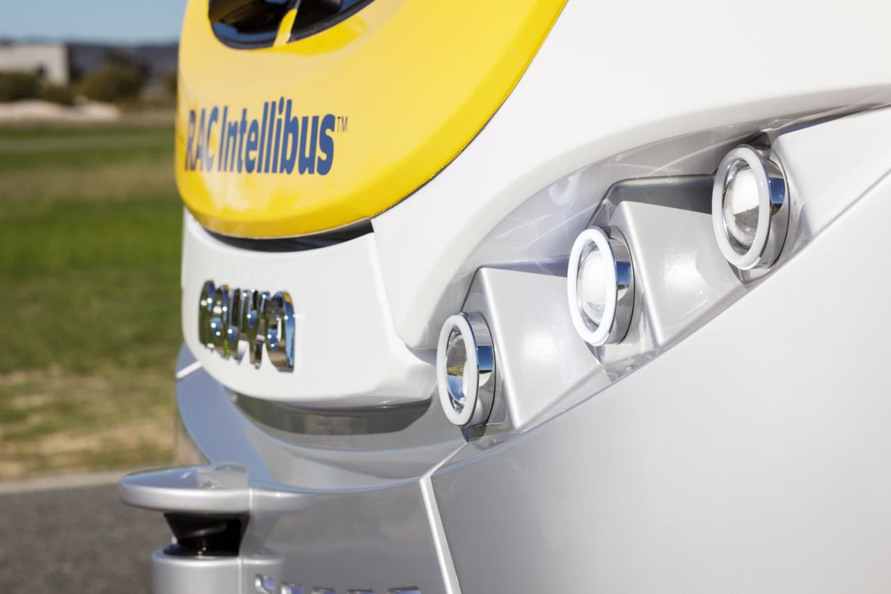 Es obvio que el equipo de diseño hizo un gran trabajo escondiendo y disimulando la presencia de los múltiples sensores del vehículo.