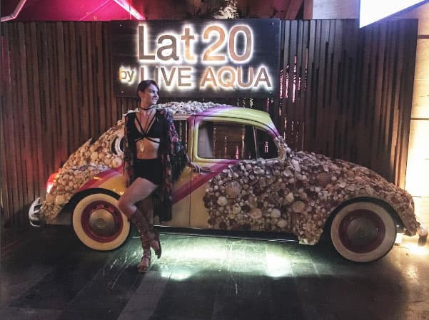 Esto debido a que la actriz no dejó pasar mucho tiempo tras su 
<b><a href="http://www.univision.com/programas/super-momentos-de-novela/laura-carmine-y-adriano-zendejas-terminaron-su-noviazgo-fotos">ruptura con Adriano Zendejas</a></b>.