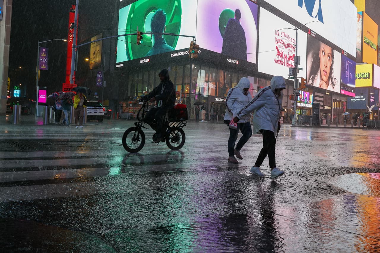 Los restos de Ida azotan el área tri-estatal con lluvias, inundaciones y tornados