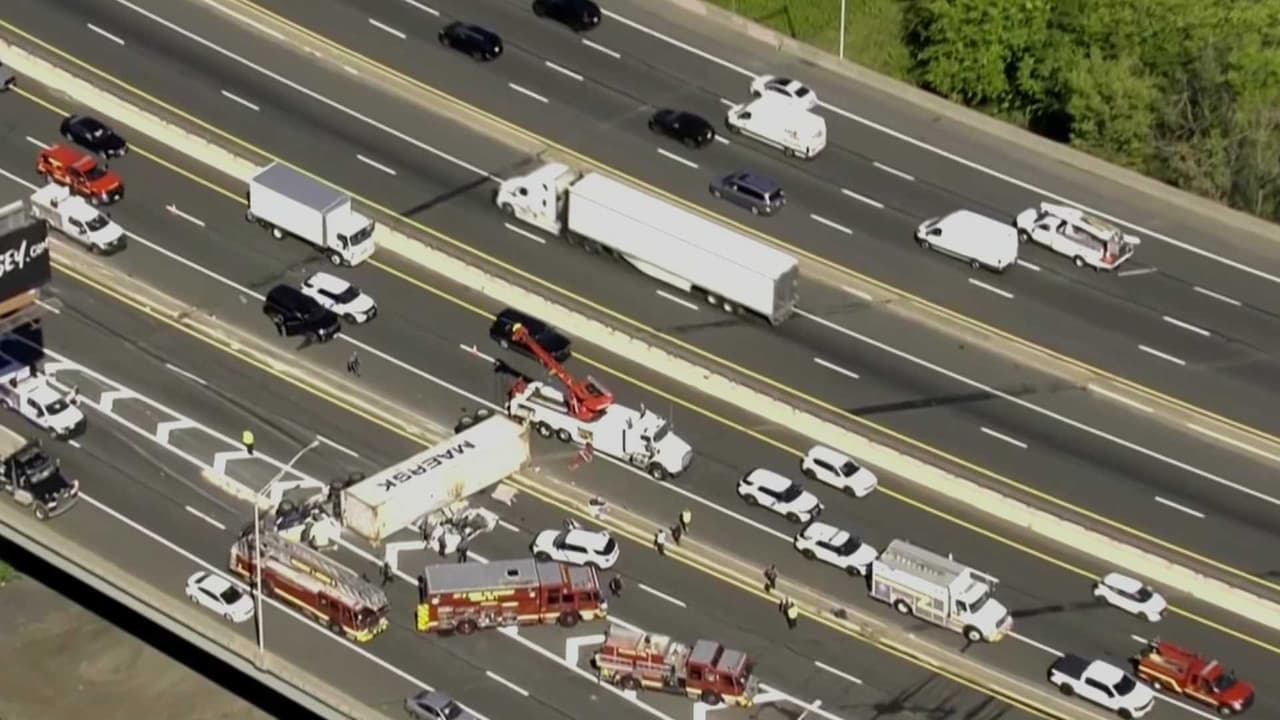 Identifican a las dos mujeres que murieron luego de que un camión volcara sobre su auto en la I-78
