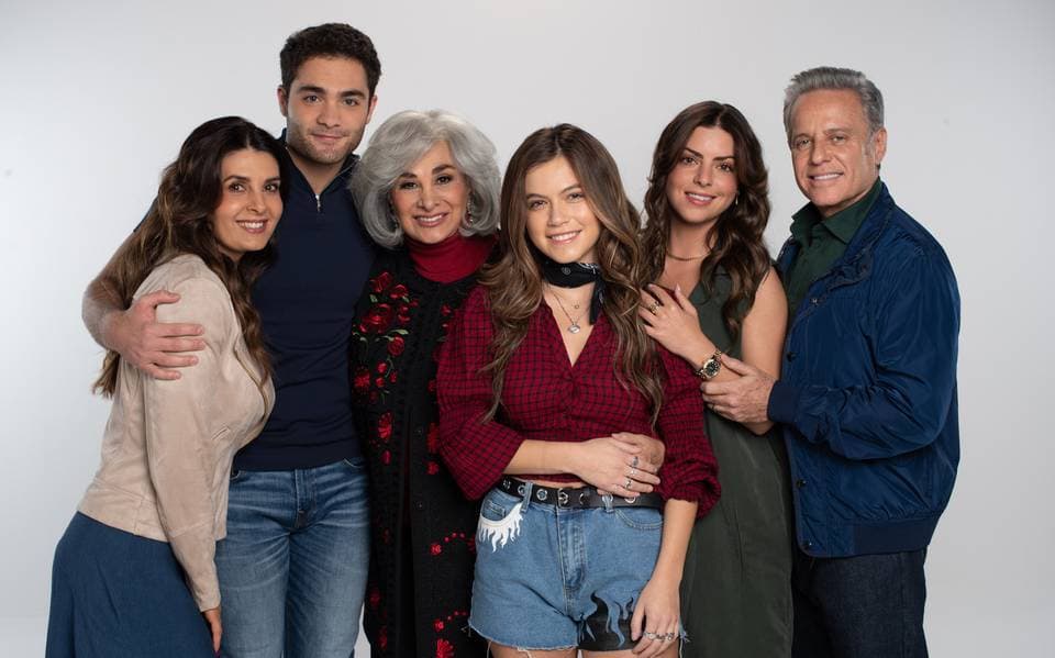 Actores de 'Si nos dejan' sí son novios (los rumores eran ciertos): así confirmaron su romance