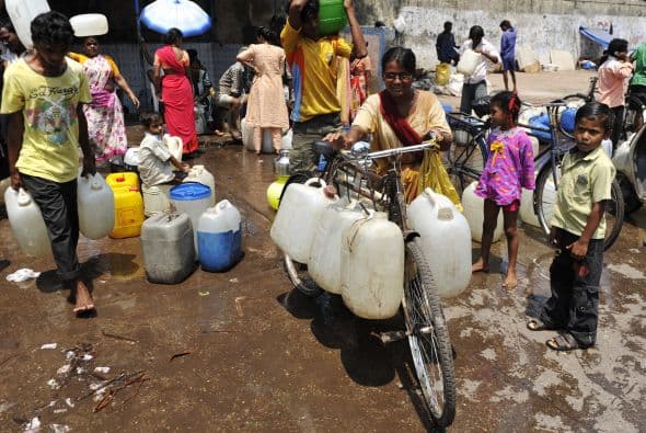 El último objetivo que se planteó la ONU para lograr para el año 2015 es fomentar una asociación mundial para el desarrollo, atendiendo las necesidades de los países menos desarrollados.