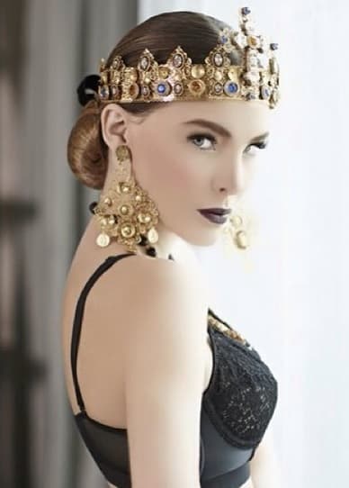 Finalmente la intérprete acabó como @belindapop y sus fans se quedaron tranquilos.