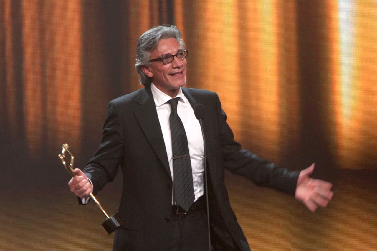 Cómo olvidar su personaje de 'Jaime' en 'Para volver a amar', con éste se ganó su primer 'Premio TVyNovelas', siendo el mejor villano del año.