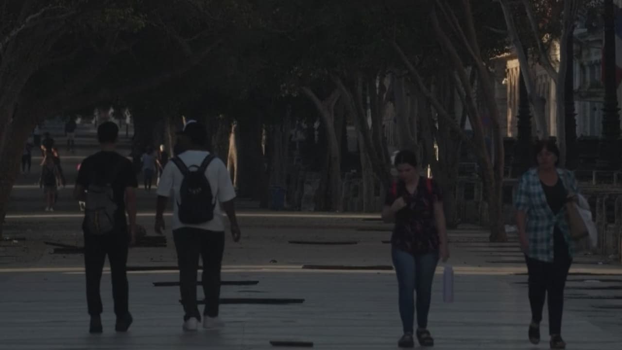 Protestas en varios lugares de La Habana por crisis eléctrica en Cuba