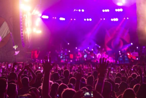 Miles de asistentes de todo el mundo disfrutaron de más de 180 presentaciones de bandas como Pearl Jam, Eminem y Outkast.