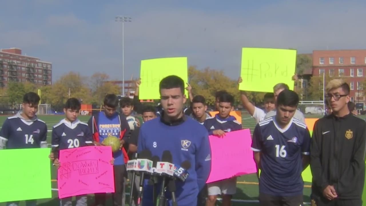 Estudiantes atletas de Chicago preocupados por el impacto de la huelga en sus becas y carreras deportivas