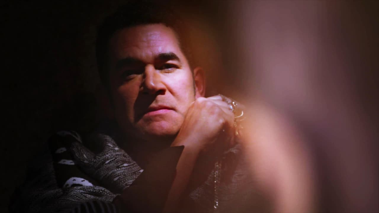 Escondido y solo,
<b> </b>Octavio juró vengarse. Sus últimas palabras fueron: “me las pagarán”. ¿Será que Octavio volverá para desquitarse de La Desalmada y de su propio hijo Rafael?