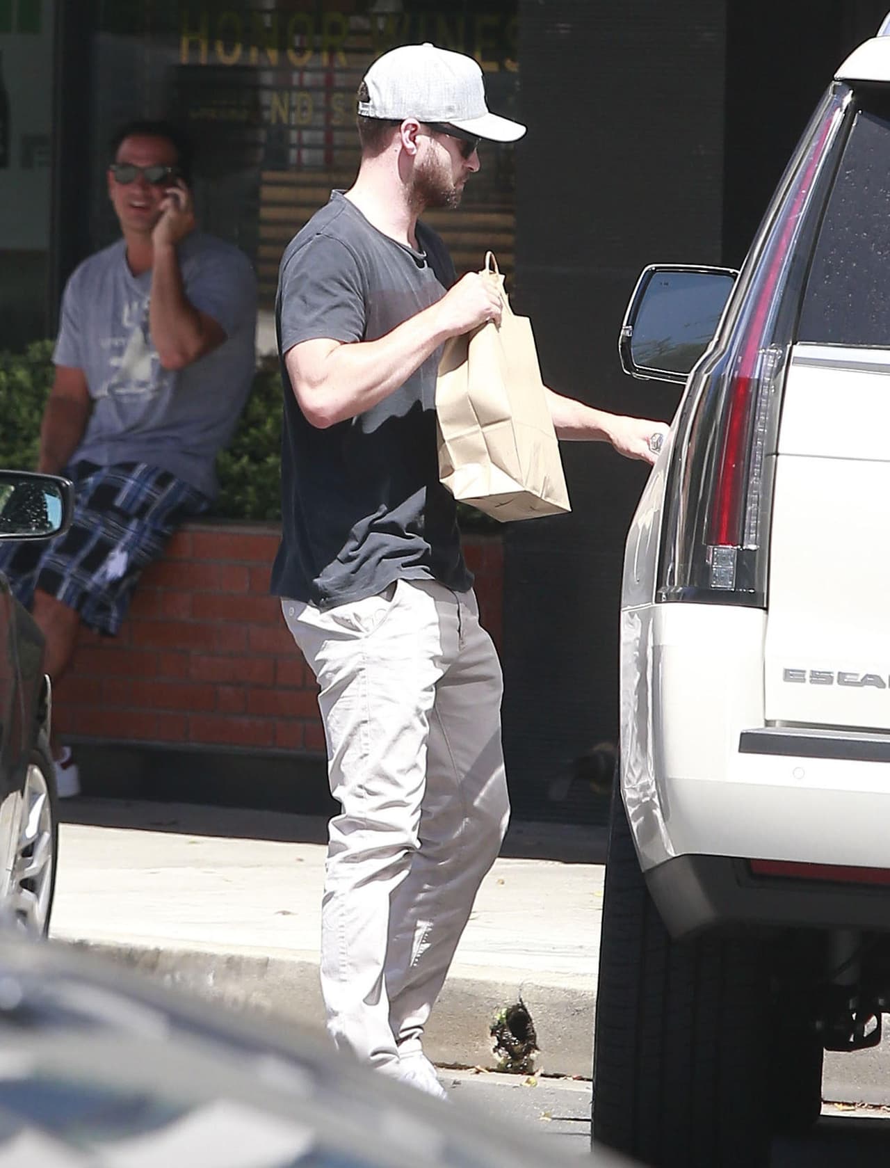 Hay quienes no quieren ser reconocidos y apuestan por este tipo de vestimenta, ¿verdad Justin Timberlake?