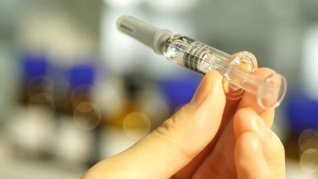 Temperatura “ultra fría” y almacenamiento especial: así será el manejo de la vacuna contra el coronavirus  