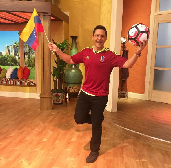 Alejandro Chabám: "Arriba mi vino tinto. Copa América, Venezuela". (Junio 3, 2016)