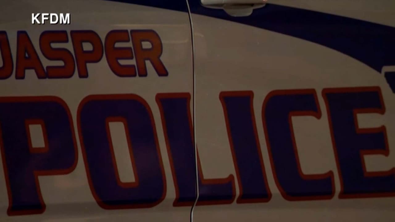 El martes 1 de junio la policía de Jasper, un poblado al sureste de Houston halló el cuerpo de un niño dentro de una bolsa en un hotel. Una persona está siendo interrogada y se espera que den a conocer más información.