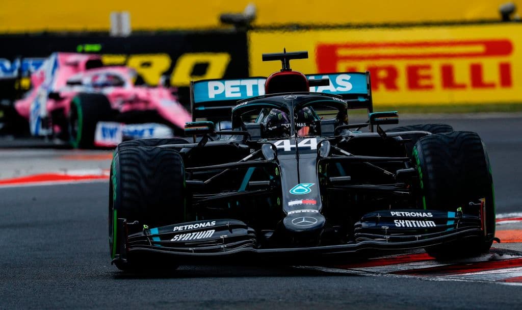 Así quedaron los primeros diez del GP de Hungría: Hamilton, Verstapppen, Bottas, Stroll, Albon, Vettel, Pérez, Ricciardo, Magnussen y Sainz.