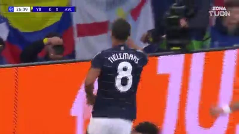 ¡Gol del Villa! Tielemans abre el marcador con disparo cruzado