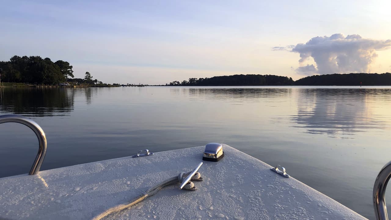 Un hombre muere ahogado en la Bahía Chesapeake, atrapado por la corriente del mar