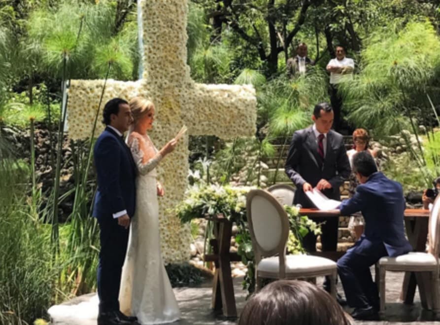 La ceremonia fue por lo por lo civil y bajo el régimen de separación de bienes.