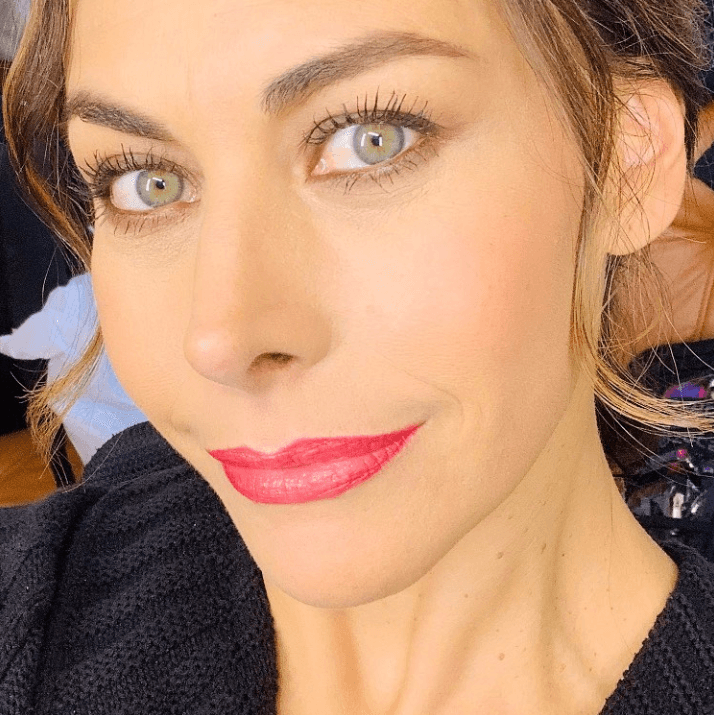 Algunos reportes de prensa del año 2009 ya reportaban una supuesta rivalidad entre ambas en las grabaciones de esta telenovela, pero hasta hoy se conocen mayores detalles de boca de una de ellas. 
<br>