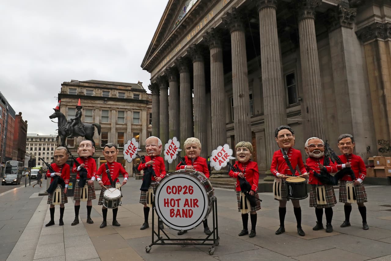 “Necesitamos financiamiento climático, los países pobres necesitan financiamiento climático, las comunidades necesitan financiamiento climático y tienen que tomarse esto en serio para apoyar a los países vulnerables, para adaptarse al peor impacto de la crisis climática”, añadió
<br>